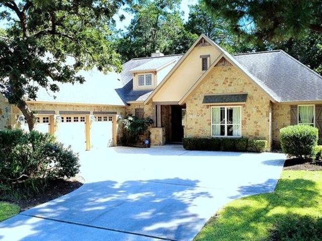 House for sale in New Ulm, Texas