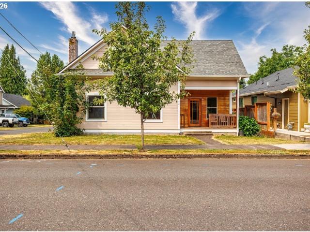 House for sale in Ridgefield, Washington