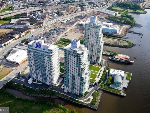 Condo for sale in Philadelphia, Pennsylvania