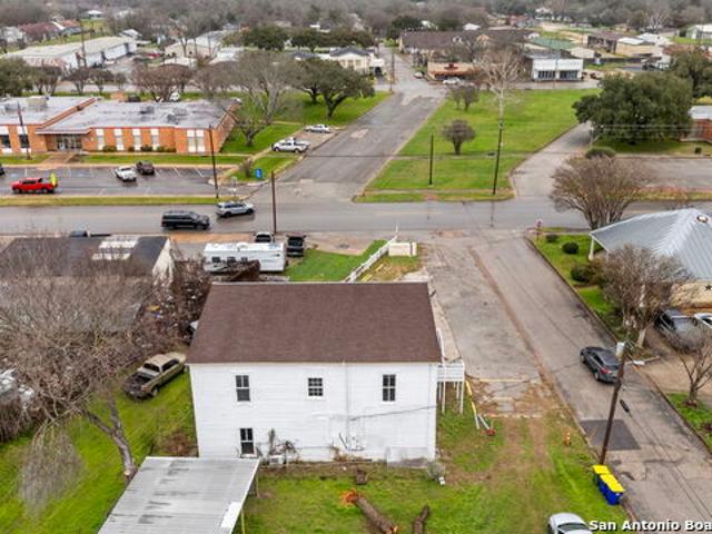 Commercial for sale in Gonzales
