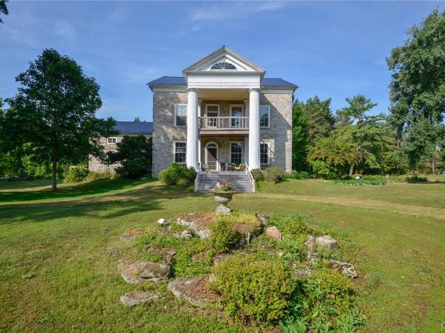 House for sale in New York