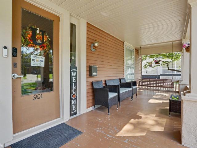 House for sale in Fairfield, Iowa