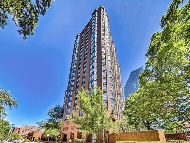 Condo for sale in Chicago Park, Illinois