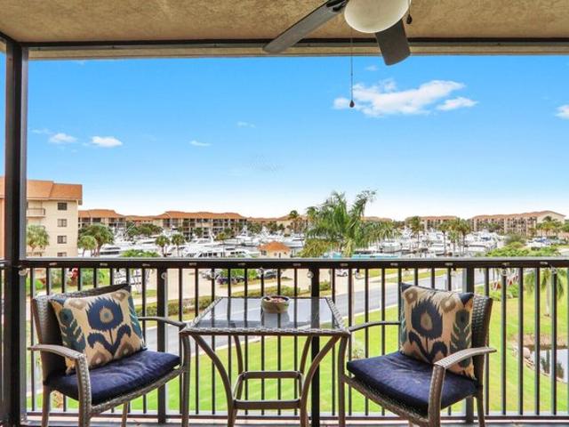 Condo for sale in Jupiter, Florida