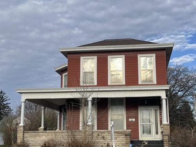 House for sale in Burlington, Iowa