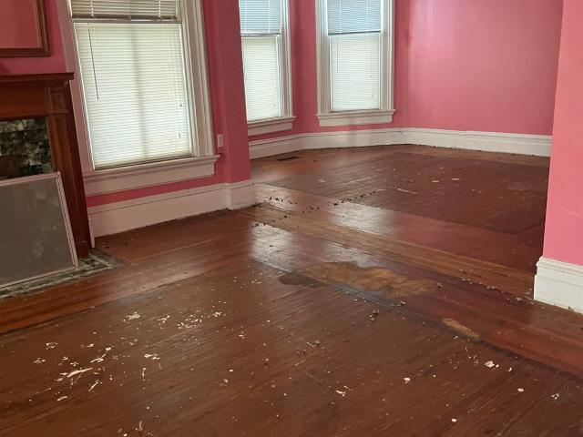 House for sale in Burlington, Iowa