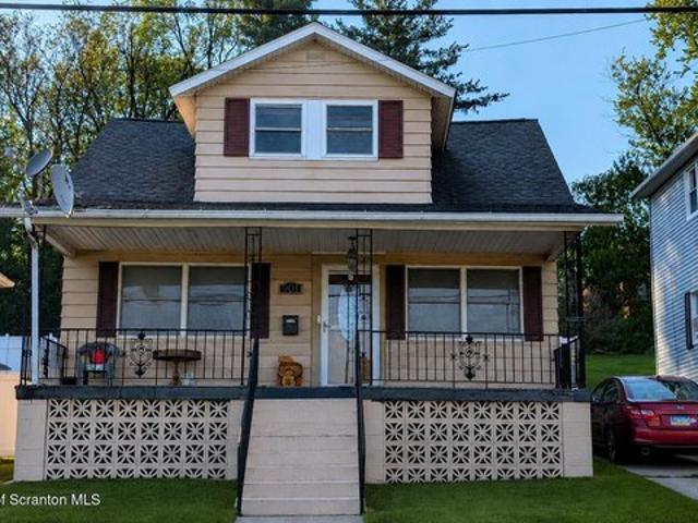 House for sale in Dickson City, Pennsylvania