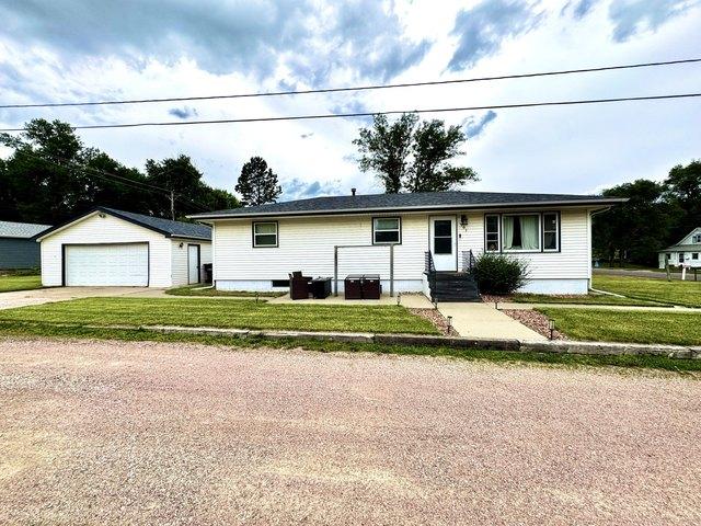 House for sale in Mitchell, South Dakota