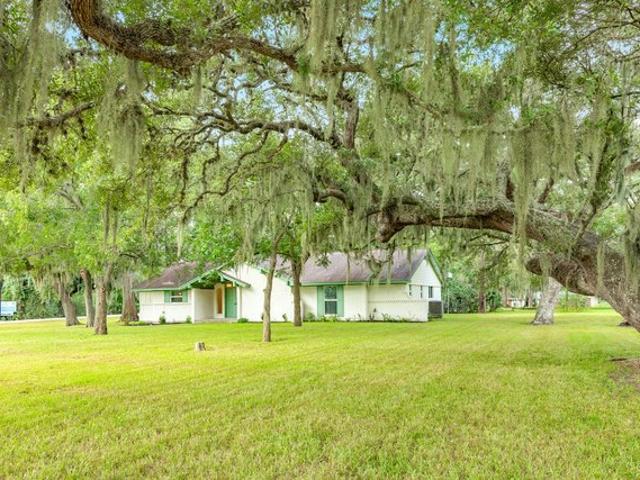 House for sale in Sweeny, Texas