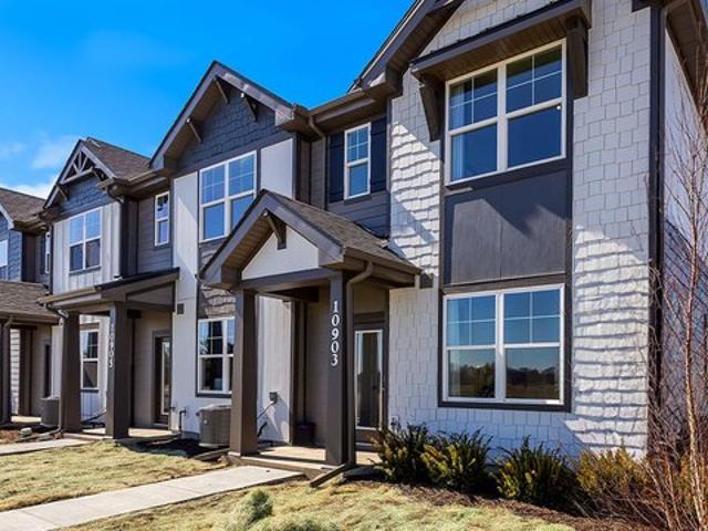 Townhouse for sale in Indiana