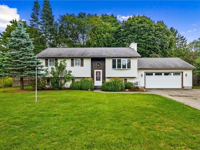 House for sale in Oneida, New York