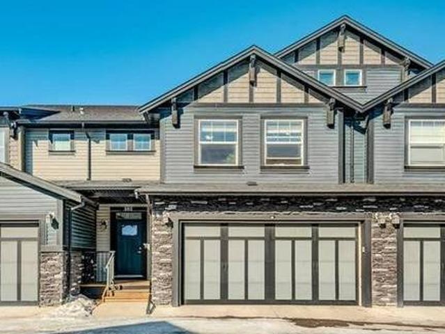 House for sale in Airdrie, Alberta