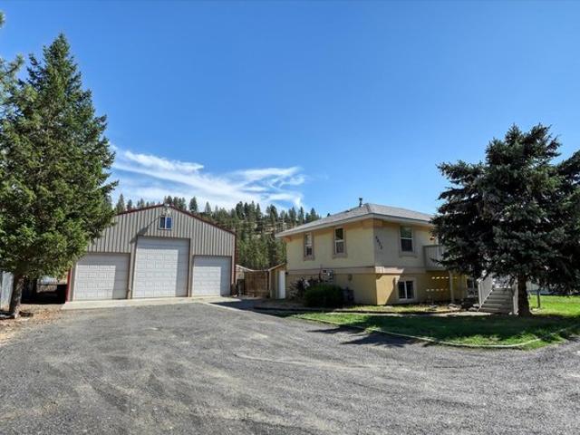 House for sale in Nine Mile Falls, Washington