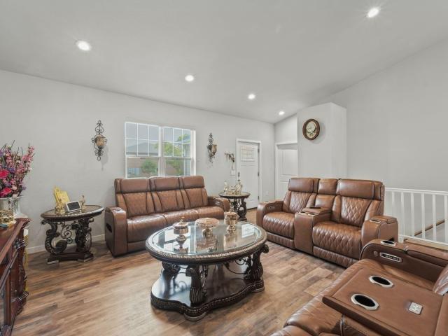 House for sale in Brosen Manor, West Allis