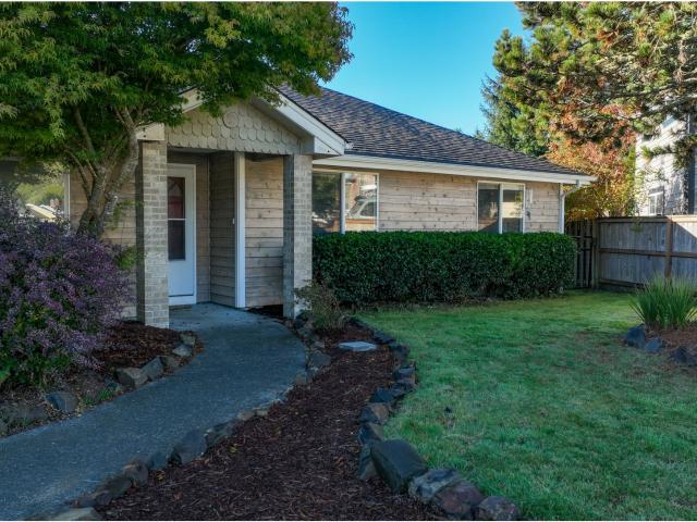 House for sale in Warrenton, Clatsop County