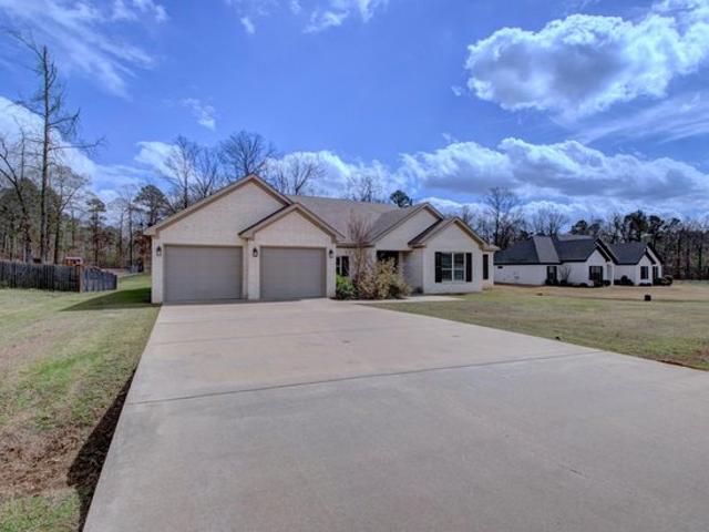 House for sale in Alexander, Pulaski County
