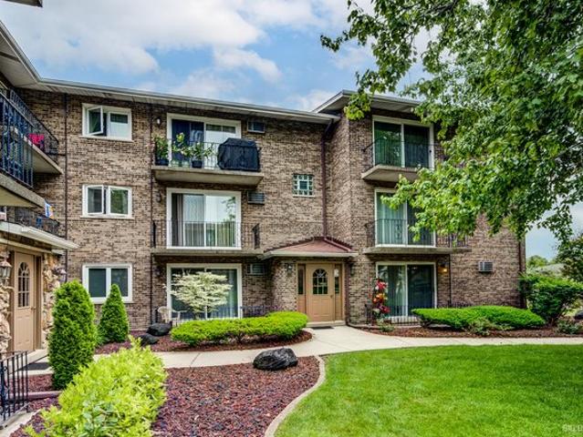 Condo for sale in Orland Park, Illinois