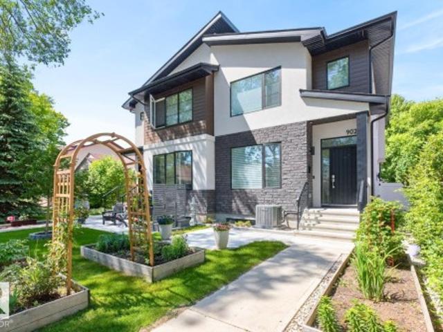 House for sale in Wedgewood, Alberta