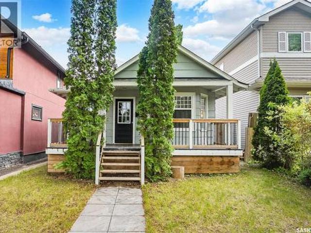 House for sale in Saskatoon, Saskatchewan