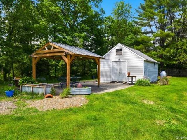 House for sale in Gardiner, New York