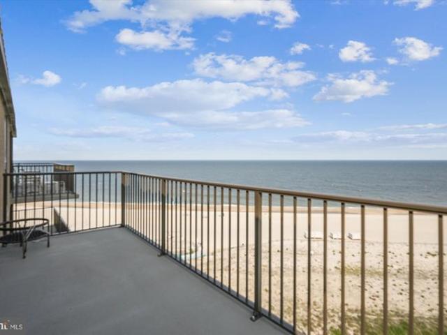 Condo for sale in Delaware