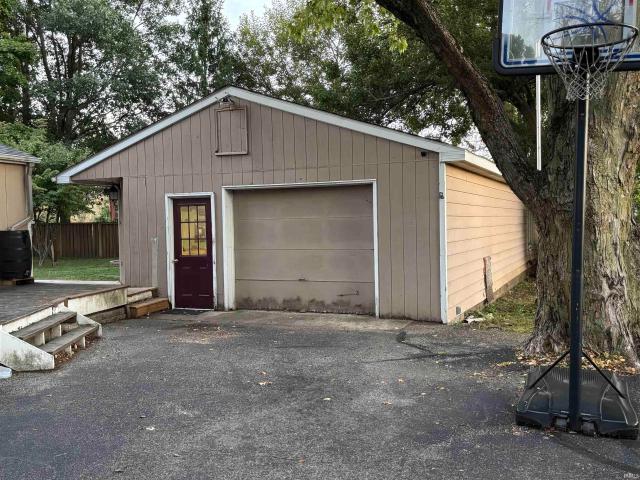 House for sale in Fowler, Indiana