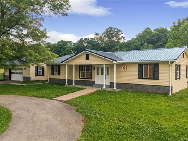 Farm for sale in Charlestown, Indiana