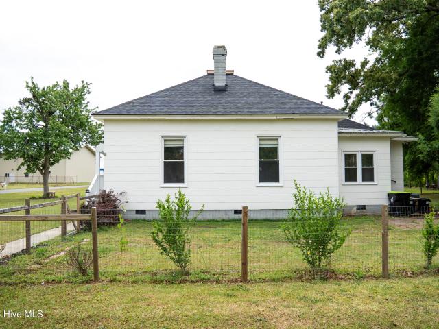 House for sale in Maysville, North Carolina