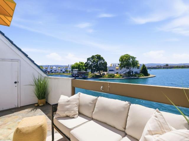 Condo for sale in San Mateo, California