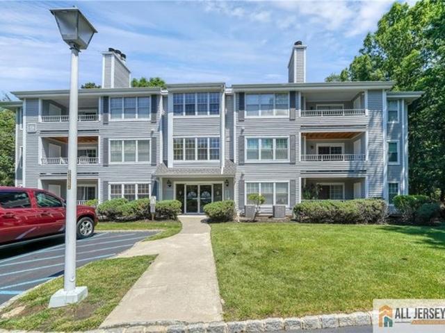 Condo for sale in Helmetta, New Jersey
