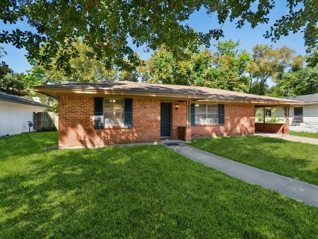 House for sale in Navarro, Texas