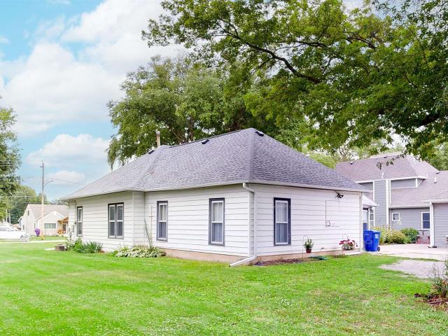 House for sale in Avoca, Pottawattamie County
