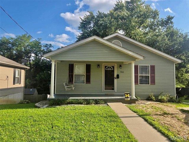 House for sale in Collinsville, Illinois