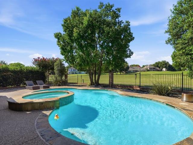 House for sale in Mansfield, Texas