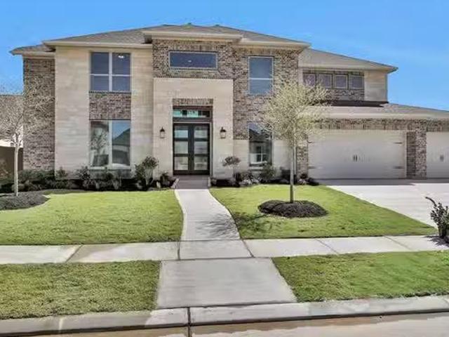 House for sale in Pasadena