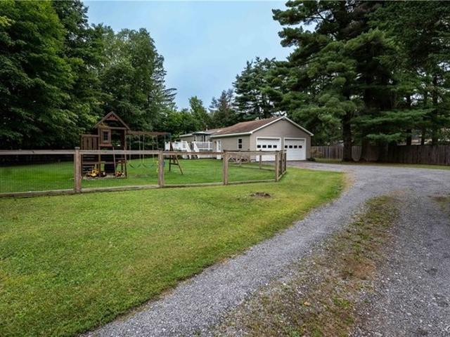 House for sale in Oneida, New York