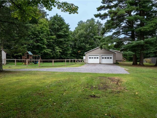 House for sale in Oneida, New York