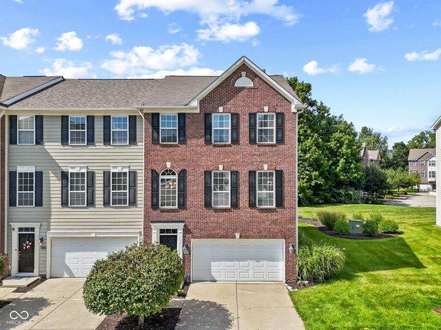 Townhouse for sale in Fishers, Indiana