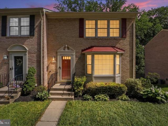 Townhouse for sale in Virginia