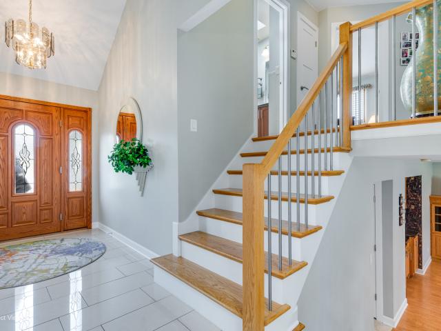 House for sale in Hickory Hills, Illinois