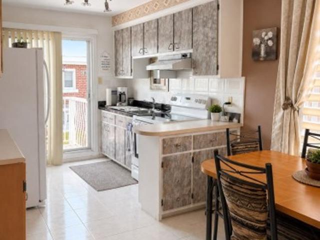 Property for rent in Saint-Michel, Montréal