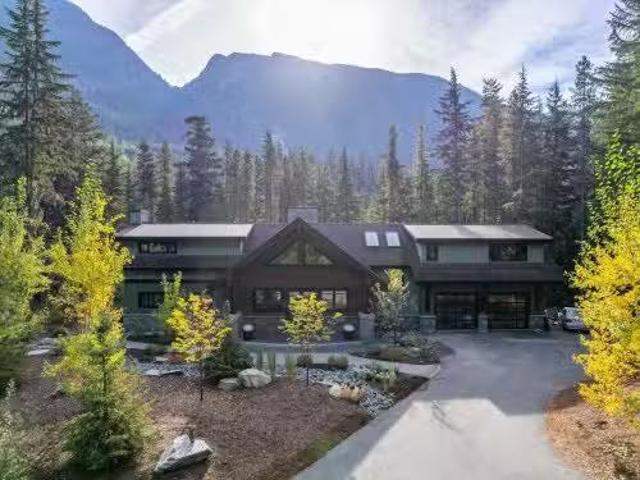 House for sale in Mount Currie, British Columbia