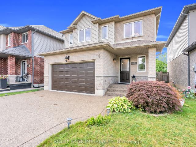 House for sale in Ancaster, Ontario