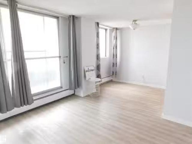 Condo for sale in Wedgewood, Alberta