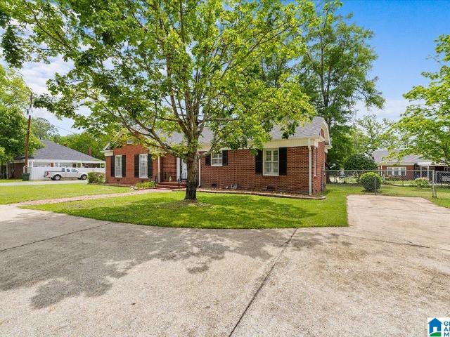 House for sale in Clanton, Alabama