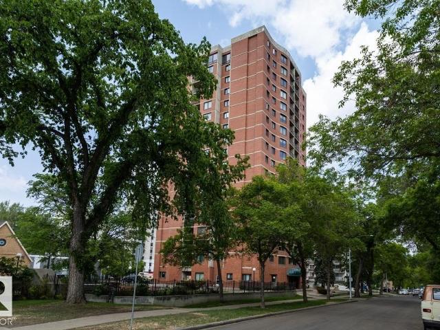 Apartment for sale in Wedgewood, Alberta