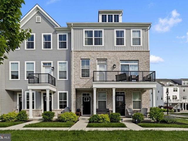 Townhouse for sale in Chester, Pennsylvania