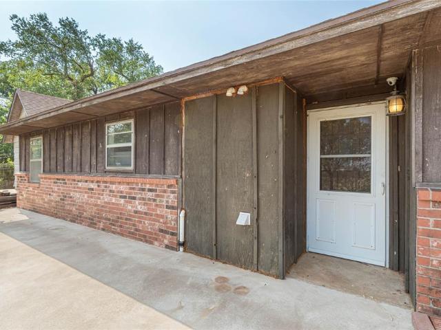 House for sale in Arapaho, Oklahoma