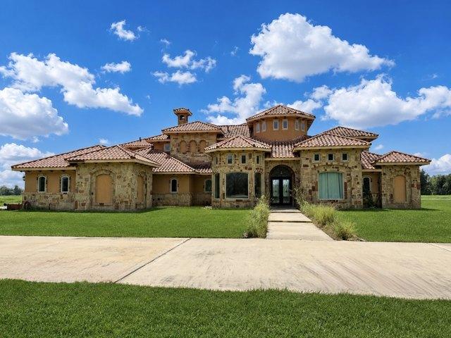 House for sale in Angleton, Texas