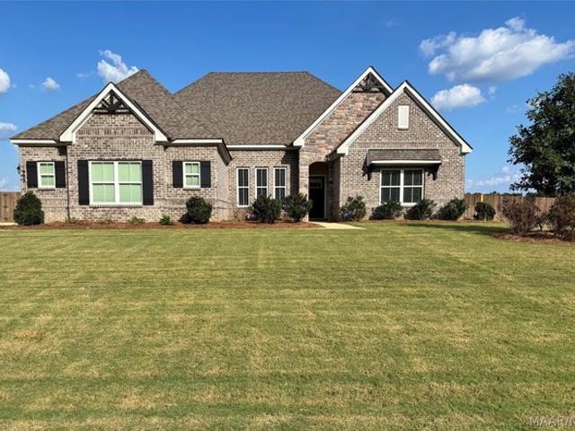House for sale in Elmore, Alabama